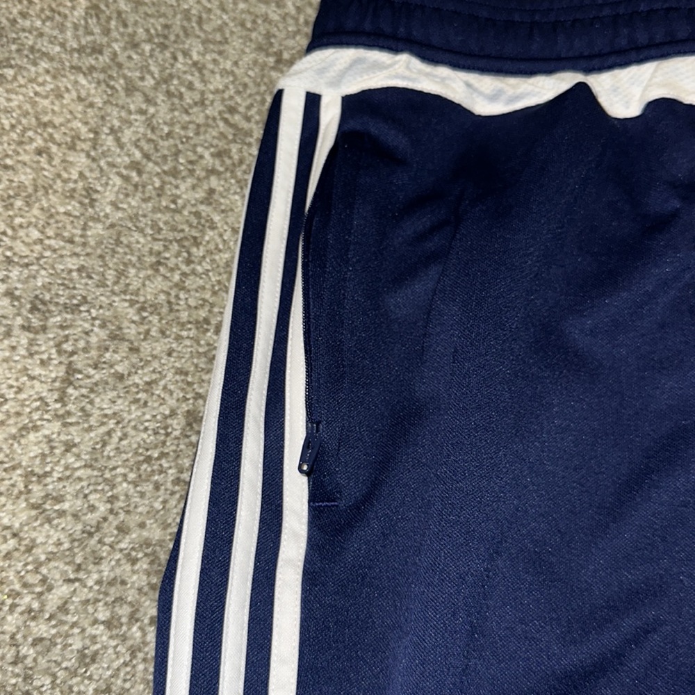 Adidas pants - Picture 2 of 4